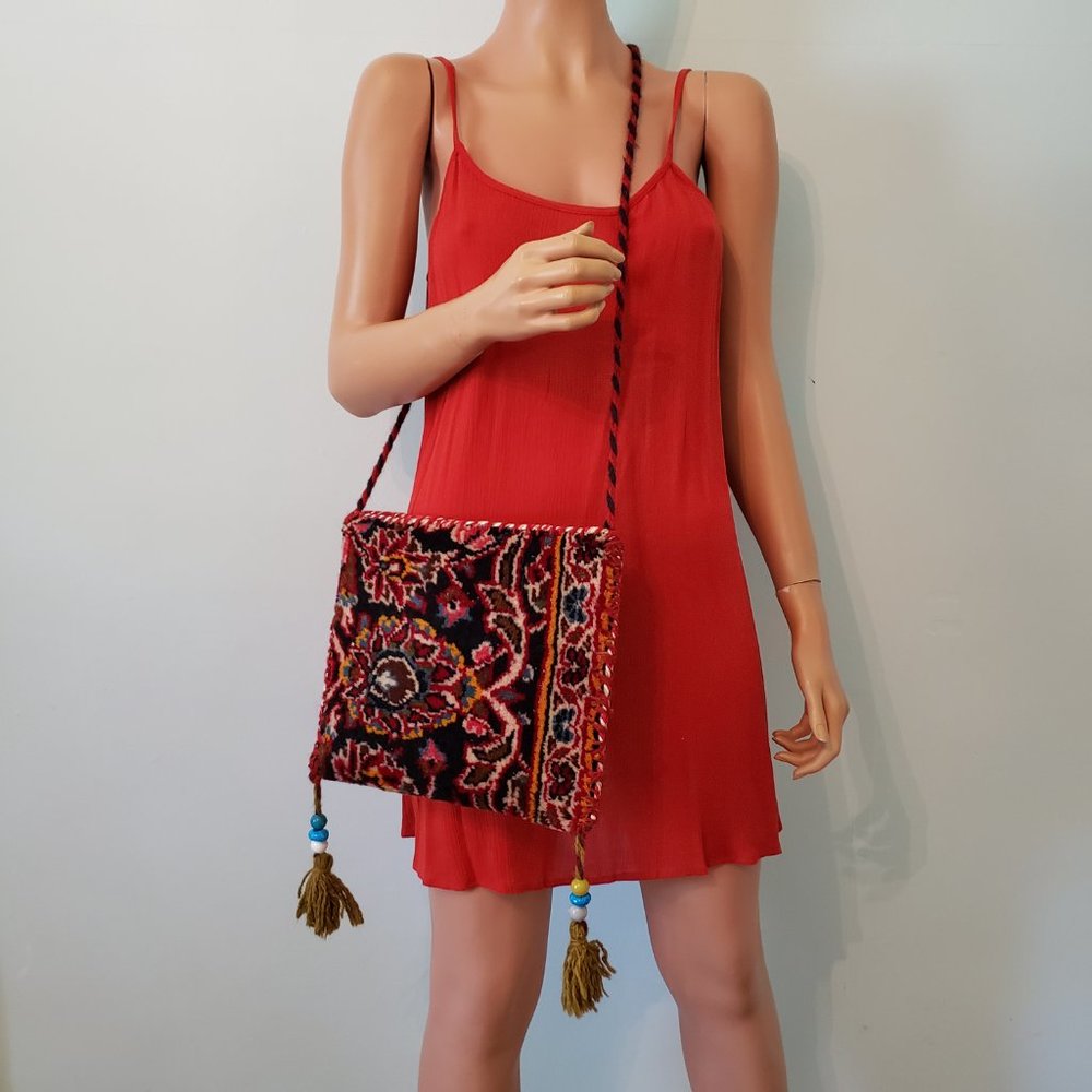 NWOT Unisex Persian carpet bag, beautiful handmade carpet bag from Iran. - Picture 3 of 14